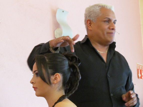 Aspecto del Seminario de Alto Peinado impartido por Jorge Cisneros en ISE Cd. Guzman, Jal