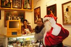 Fotografico Jose Luis festeja la Navidad con sus clientes y amigos