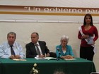 Fernando Vázquez Araiza presentó su libro Poemario en Cd. Guzmán, Jal.