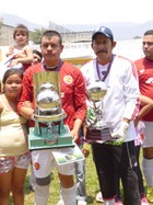 Diputado Roberto Mendoza Cárdenas premió a los Veteranos de la Liga Guzmanense, temporada 2013