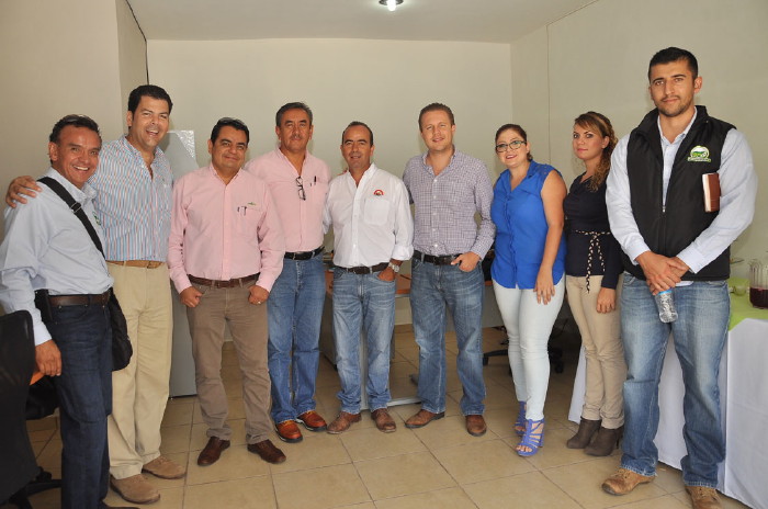 Inauguran oficinas de la Asociación de Productores Exportadores de Aguacate de Jalisco