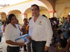 Los beneficios de la Campaña de Salud de Fernando Bayardo llegaron al barrio de la Cruz Blanca