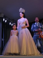 Aspecto de la Coronación de Mariana I, Reina de la Feria de Todos los Santos Colima 2014