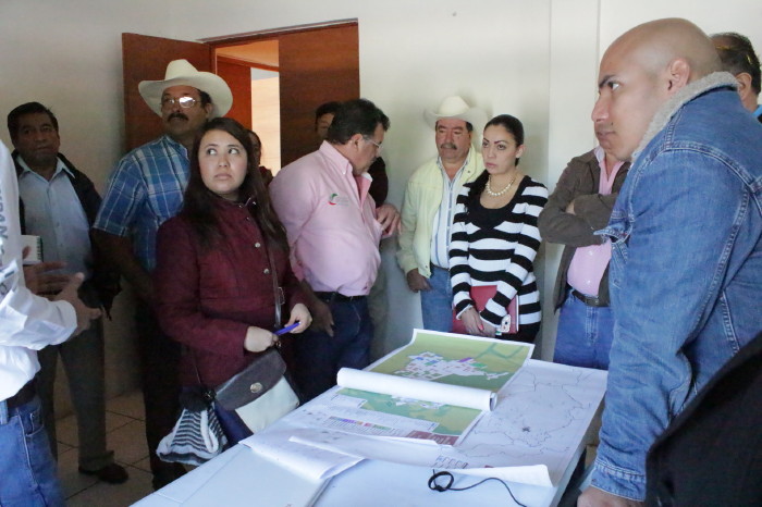 Programa actualízate Jalisco en Tuxpan.