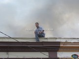 Aspecto del Incendio registrado la tarde de hoy domingo por la calle Primero de Mayo en Cd. Guzmán, Jal.