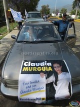 A pesar del Aguacero Claudia Murguía encabezó Carabana por Zapotlán y mitin en la Constituyentes