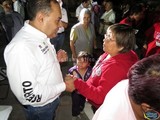 Vecinos de Solidaridad La Paz recibieron al candidato priísta Roberto Mendoza