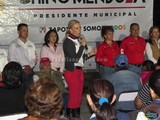 Susana Barajas escucha de cerca a los colonos de la Unión y Reforma de Cd. Guzmán, Jal.