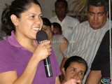 Claudia Murguía compartió opiniones con vecinos del barrio de 
