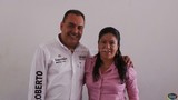 Maestros, mujeres y madres de familia dan su apoyo al Chino Mendoza.