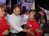 El Chino Mendoza recibe apoyo en la Constituyentes