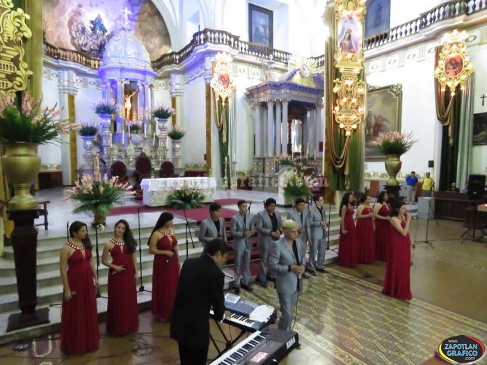Extraordinaria presentación de SON 14 DE MÉXICO en el Festival Cultural de Zapotlán 2015