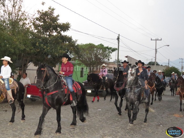 Aspecto de la Tradicional CABALGATA NOCTURNA Zapotlán 2015