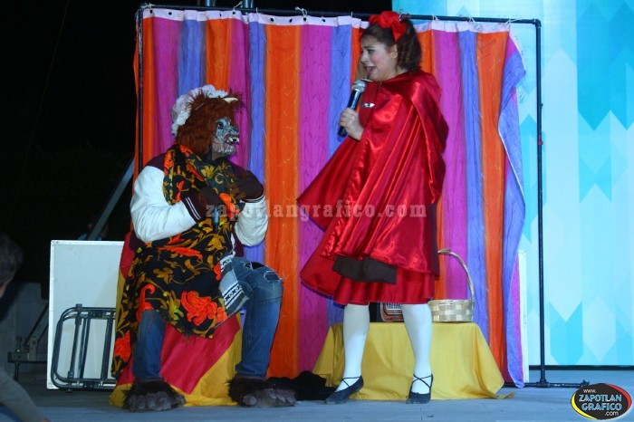 Caperucita Rock Ja hizo las delicia de chicos y grandes en el Festival Cultural Zapotlán 2015