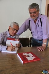 Marcos Arana Cervantes presentó su libro Ausencio Martir