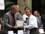 Maestros del Colegio México reciben Presea al Mérito Docente 2016