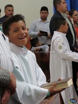 Nuevos Comulgantes en multitudianaria celebración en la Parroquia de San Pedro Apostol de Ciudad Guzmán, Jal.