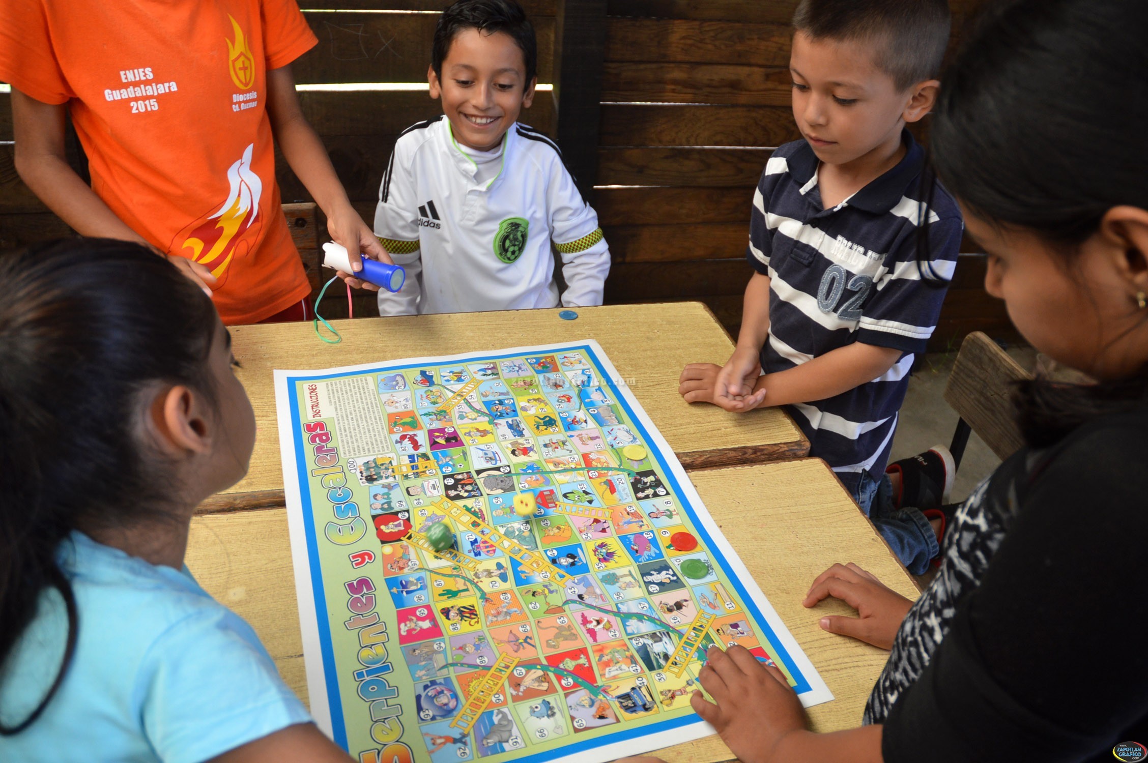 Imparten Cursos de Verano Saludable en colonias de Zapotlán