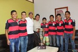 El presidente de Zapotiltic, Jal. recibe a los Rayos Campeones de la liga Guzmanense.