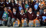 Entregan mochilas con útiles en Telesecundaria “José Clemente Orozco” en El Fresnito