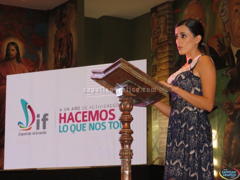Aspecto del 1er. Informe de Actividades de la Sra. Karen Lozano al frente del DIF Zapotlán El Grande