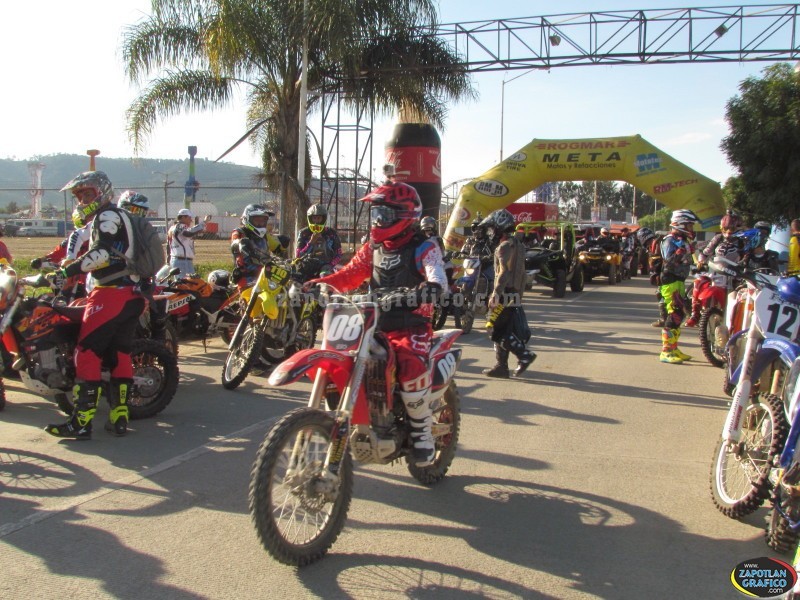 Gran participación en la RUTA CALAQUE Feria Zapotlán 2016