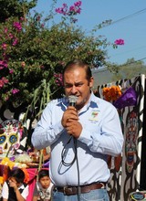 Regidores acuden a Primaria Miguel Hidalgo para Calificar Concursos de Día de Muertos