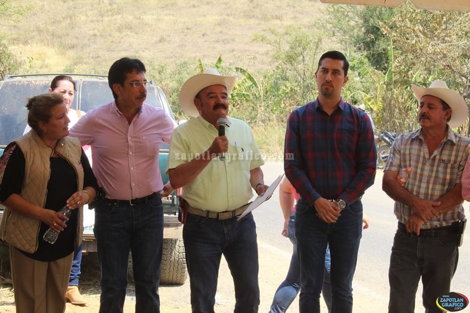 Arranque del programa Estratégico de Rehabilitación de Caminos Saca Cosechas, en Tamazula.