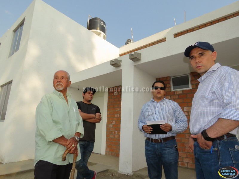 Próximo a realizar entrega, muestran casas a afectados por la falla geológica de la calle Ignacio Mejía
