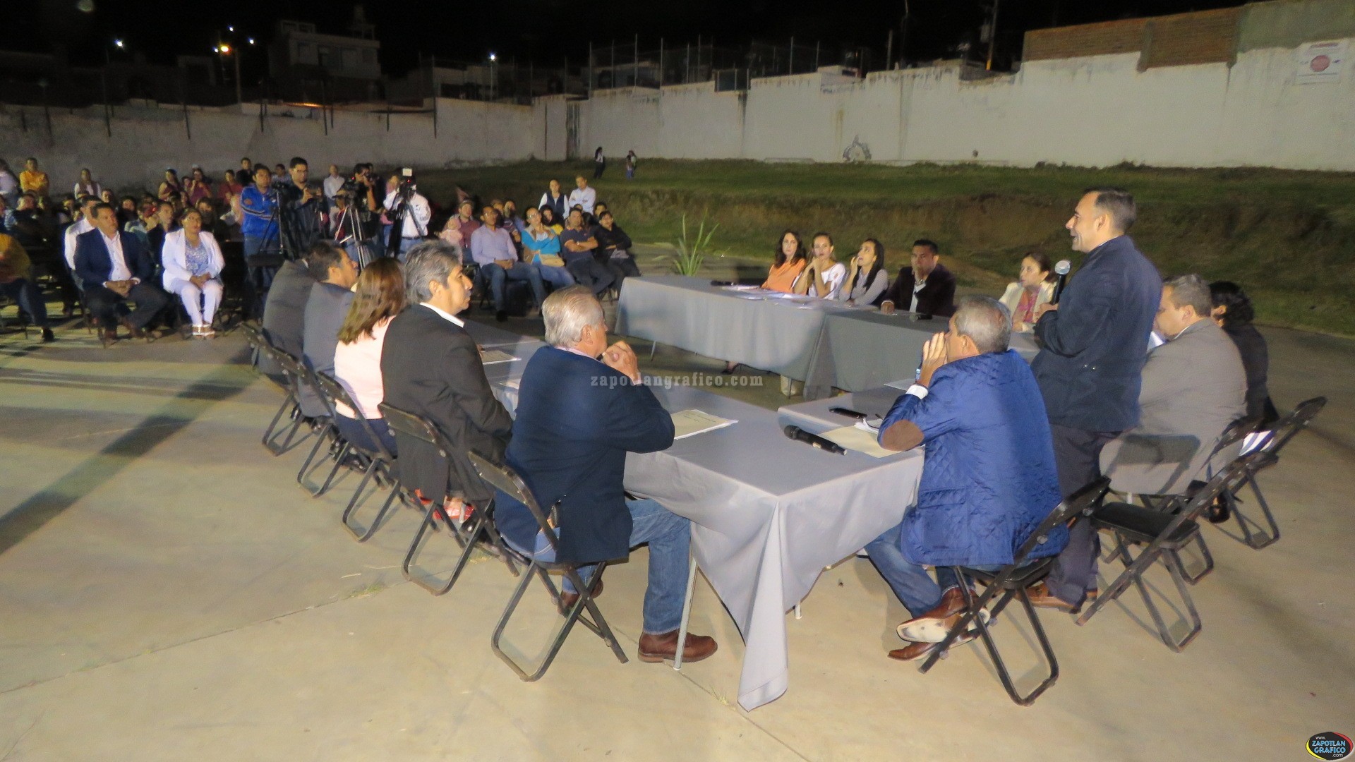 Ayuntamiento de Zapotlán sesiona en la Colonia La Giralda