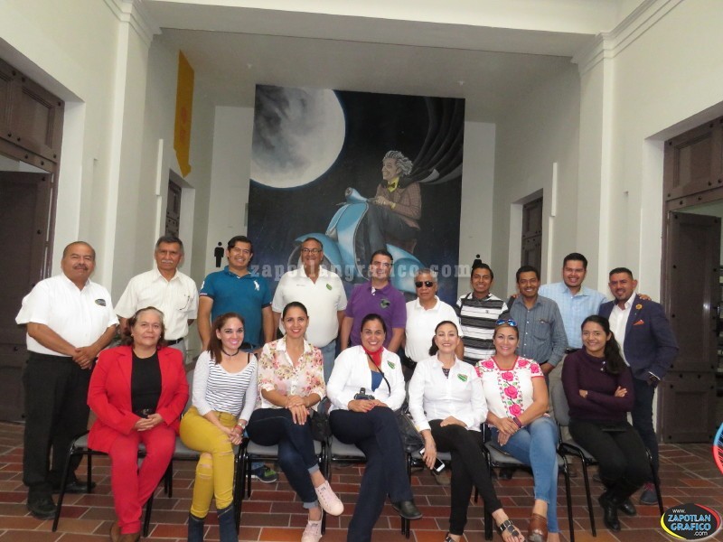 Aspecto de la visita de integrantes de CONAPE INTERNACIONAL a Cd. Guzmán, Jal.