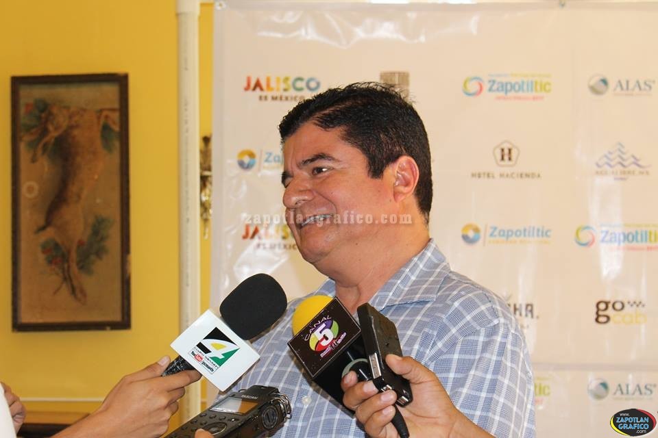 Difunden regionalmente la próxima “Pre Copa Mundial de Parapente 2017” en Zapotiltic, Jal.