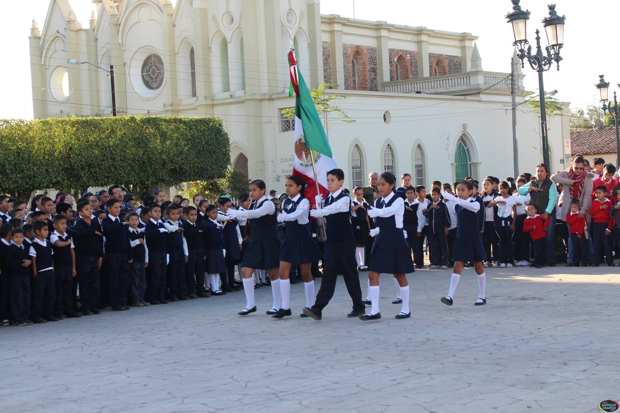 Zapotiltic conmemora el 187 Aniversario de la Armada de México.