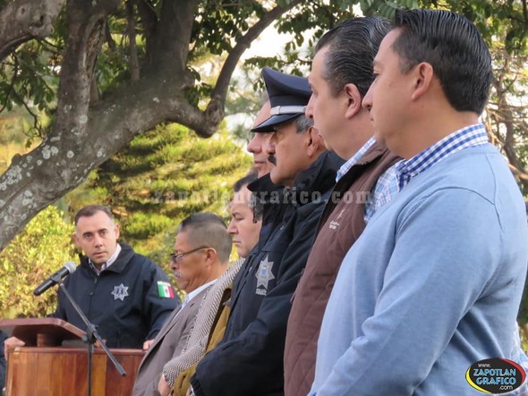 Conmemora Zapotlán el Grande el Día del Policía con entrega de equipamiento