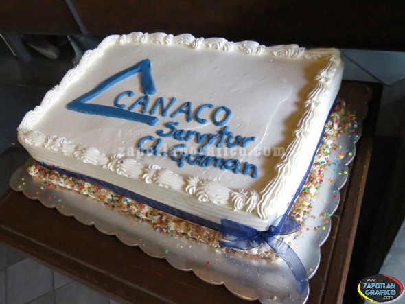 A LOS QUE VIMOS en el DESAYUNO EMPRESARIAL conmemorativo al 98 Aniversario de la CANACO Cd. Guzmán, Jal.