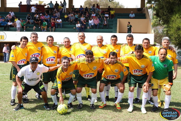 Jornada Futbolera en el Aniversario 50 del Club Zapotlán