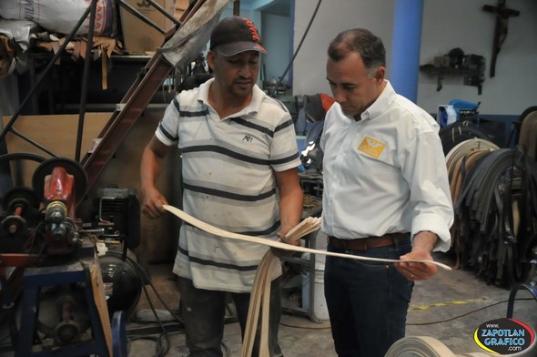 En el municipio de Atoyac Alberto Esquer se reúne con Productores y Tablajeros.