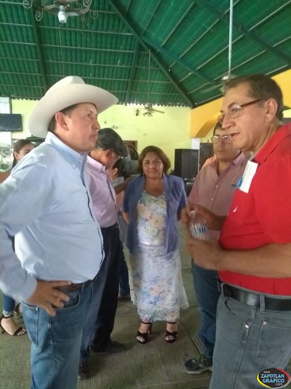 En Amacueca Salvador Barajas, dijo: 