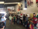 Al visitar la empresa Purina en Zapotlán, Salvador Barajas, abordaron el tema de la vivienda