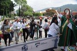 Servidores públicos del Gobierno de Zapotlán el Grande, el Dif Zapotlán el Grande y de más Organismos, participan con alegría y generosidad, en la tradicional peregrinación