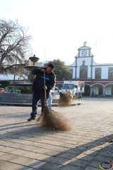 Limpieza en el Centro Histórico, en colaboración con los Comerciantes Unidos de Zapotlán y locatarios de los portales