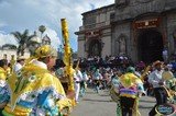 Desfile de Carros alegoricos y el trono de las Sagradas Imagenes en Zapotlán