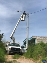 instalan 10 lámparas nuevas en las calles Cedro. Pino, Laureles y Fresno de la Colonia Lomas del Valle en Tamazula.
