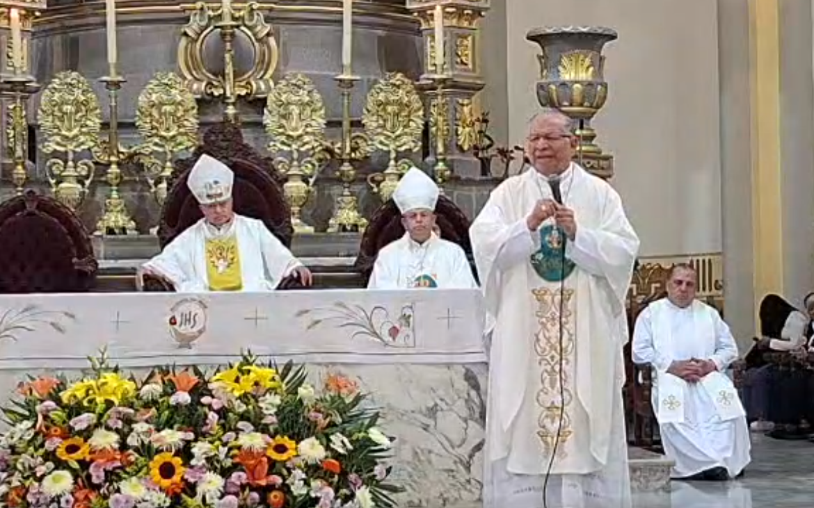 Eucaristia Solemne de fin de novenario por el eterno descanso de Monseñor Braulio Rafael León Villegas