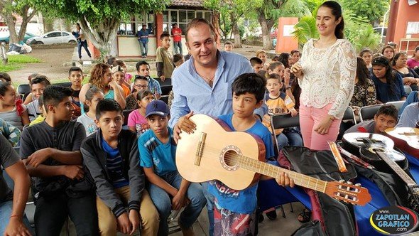 Gobierno Municipal de Zapotiltic inauguró el Programa Comunitario Musical, PROCOMUS