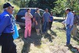 Francisco Sedano visita Escuela Primaria de Coamecatila.